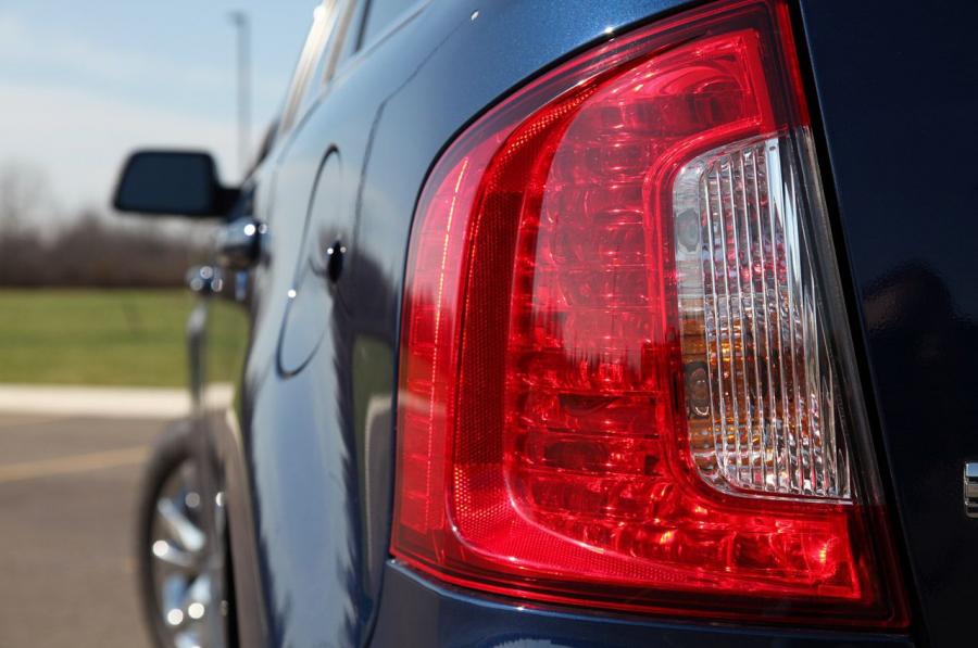  Ford Edge EcoBoost 2012 года  (фото 39 из 49)